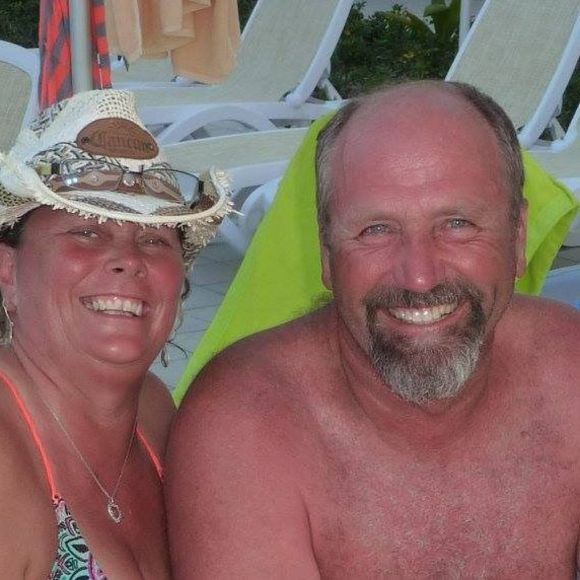 Meet your Posher, Julie - Picture 1 of 1